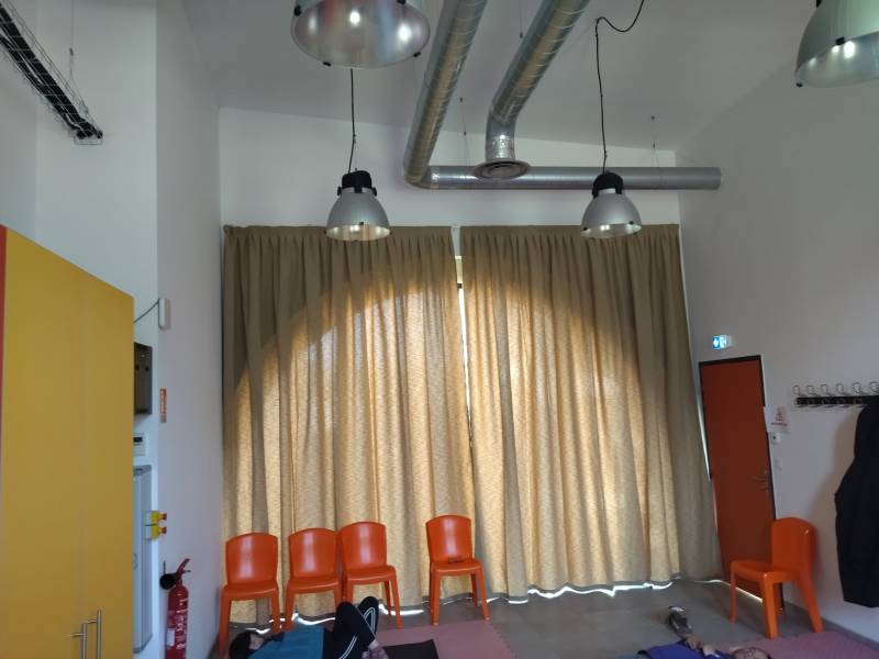 Réalisation de rideaux à plis compagnons pour l'APSH34 à Lunel