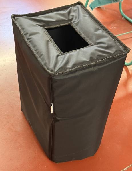 Confection de housses personnalisées pour bornes photo et photobooths connectés en France