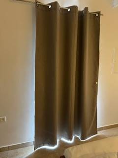 Confection de rideaux sur mesure pour le Domaine du Sauvage situé aux Saintes Marie de la Mer dans les Bouches du Rhône