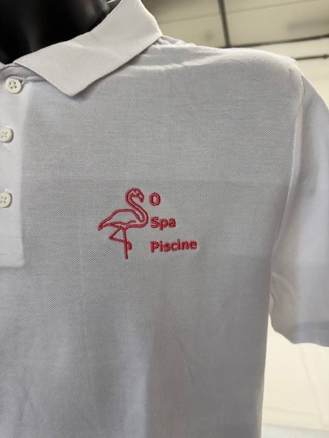 Personnalisation textile dans l’Hérault : Logos brodés haute qualité pour entreprises