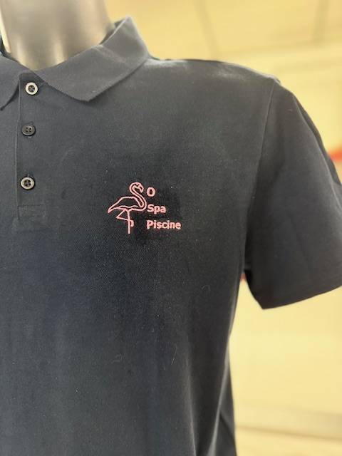 Broderie sur polos à Sussargues : Marquez vos vêtements de travail (Spas et Piscines)