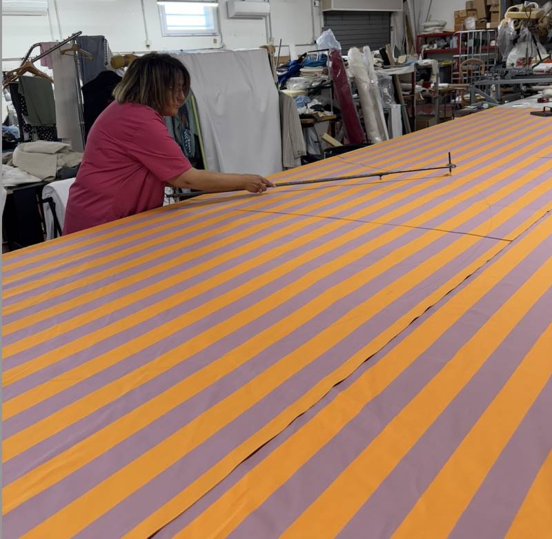 Décoration textile : l'atelier derrière les nappes de la série ITC dans le Gard