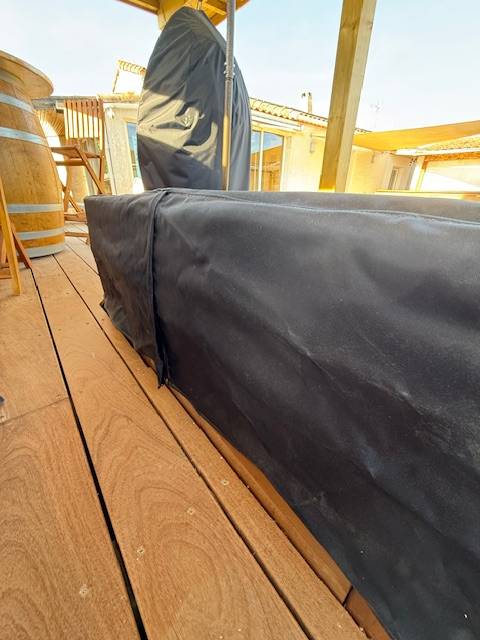 Housses de protection sur mesure pour jacuzzi : L'expertise du Gard à votre service