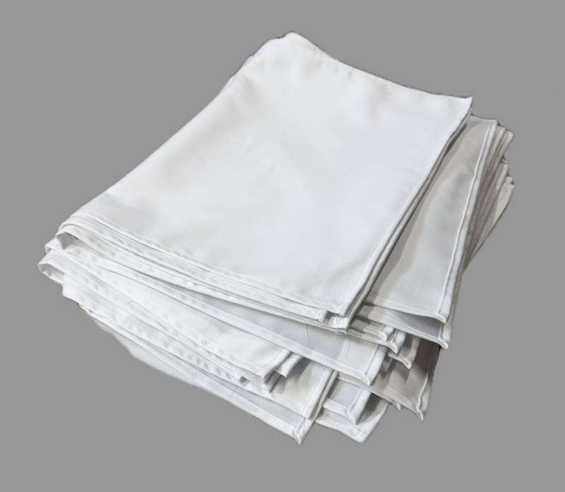 Confection de nappes carrées et serviettes sur mesure dans le Gard (30)
