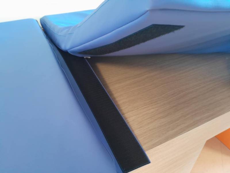 Innovation pour les crèches : Des banquettes évolutives en 7 modules pour Montpellier.