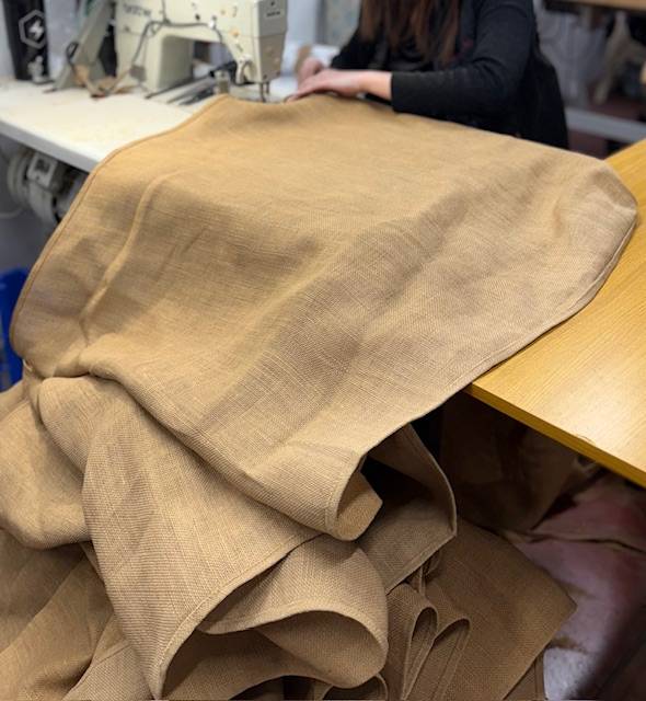 Ombrage naturel et élégant : toile en jute sur mesure pour pergolas au Grau-du-Roi dans le Gard